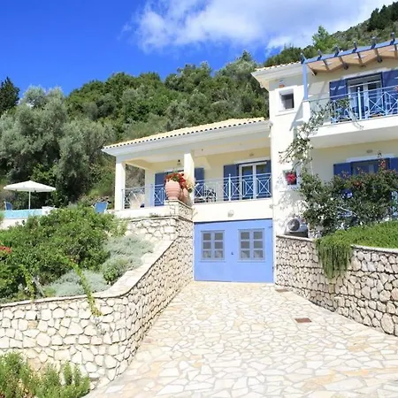 Vila Della Luna W/t Pool Nydri (Lefkada)